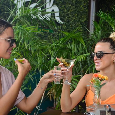 Siesta Fiesta Hotel Adults Only - 5Th Avenue 신데 델 카르멘 외부 사진