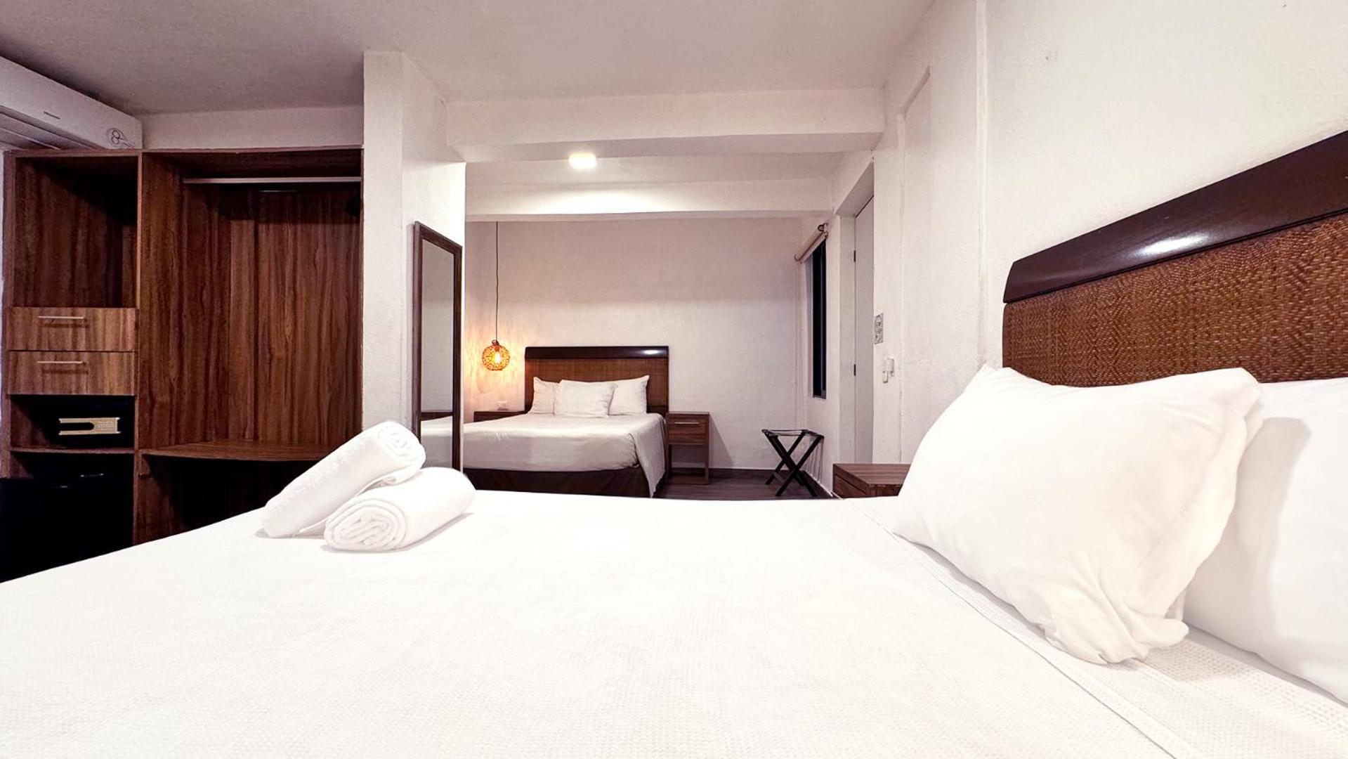 Siesta Fiesta Hotel Adults Only - 5Th Avenue 신데 델 카르멘 객실 사진