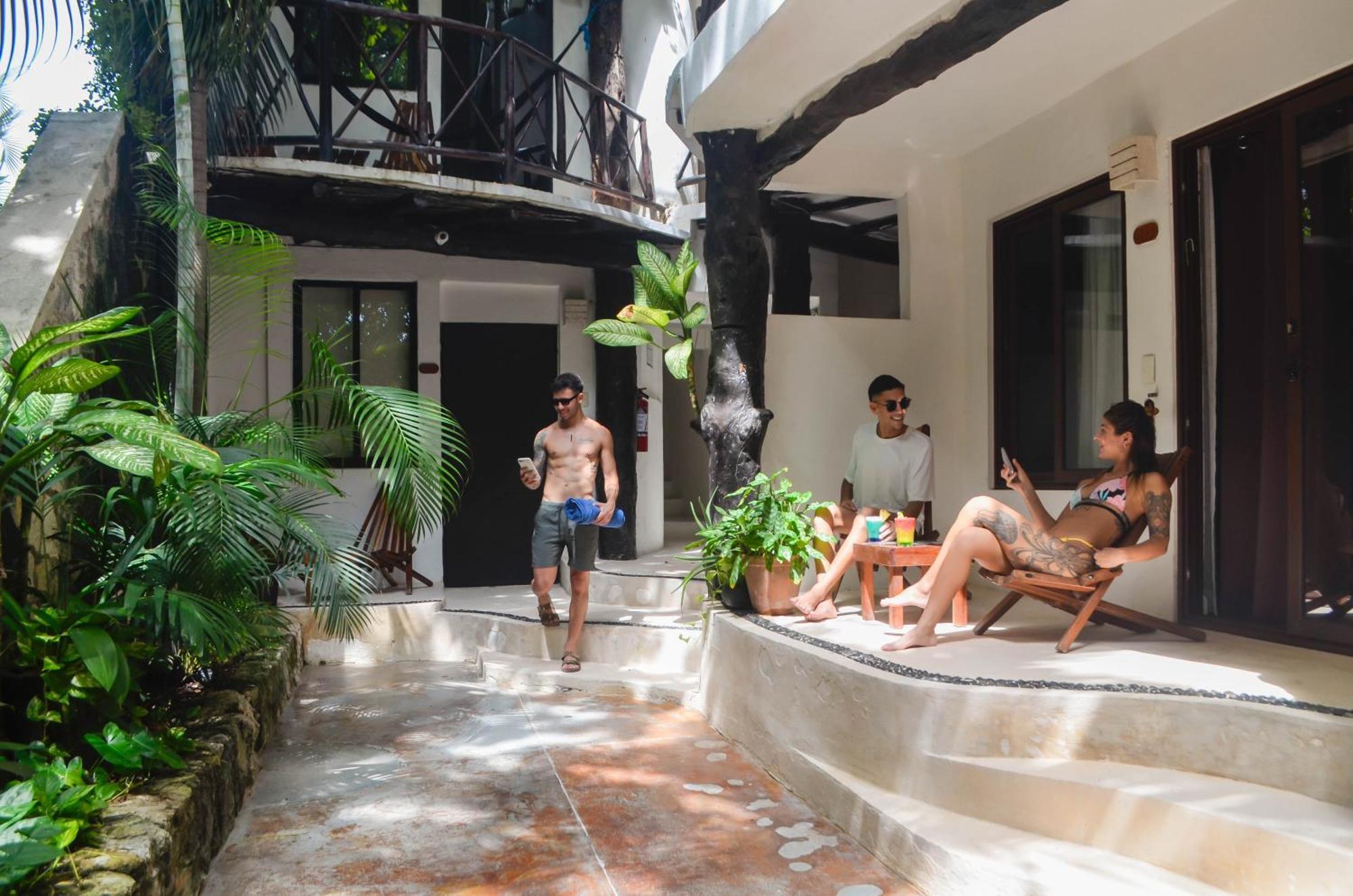 Siesta Fiesta Hotel Adults Only - 5Th Avenue 신데 델 카르멘 외부 사진