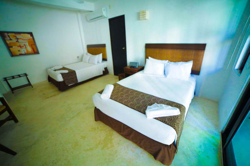 Siesta Fiesta Hotel Adults Only - 5Th Avenue 신데 델 카르멘 외부 사진